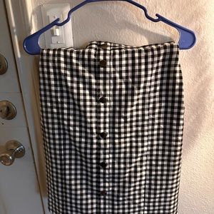 Lightweight cotton pleated skirt